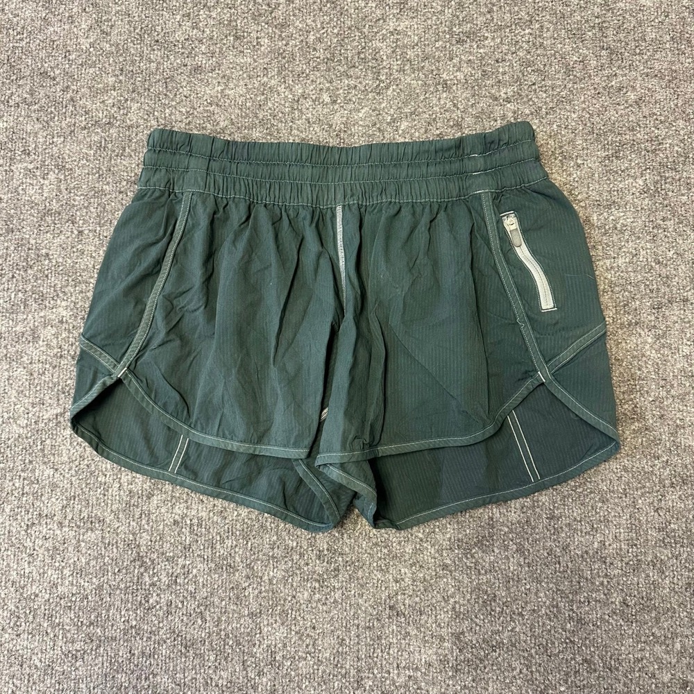 Lululemon Shorts Womens Size 6 Dark Green Tracker V Athletic Running Pockets